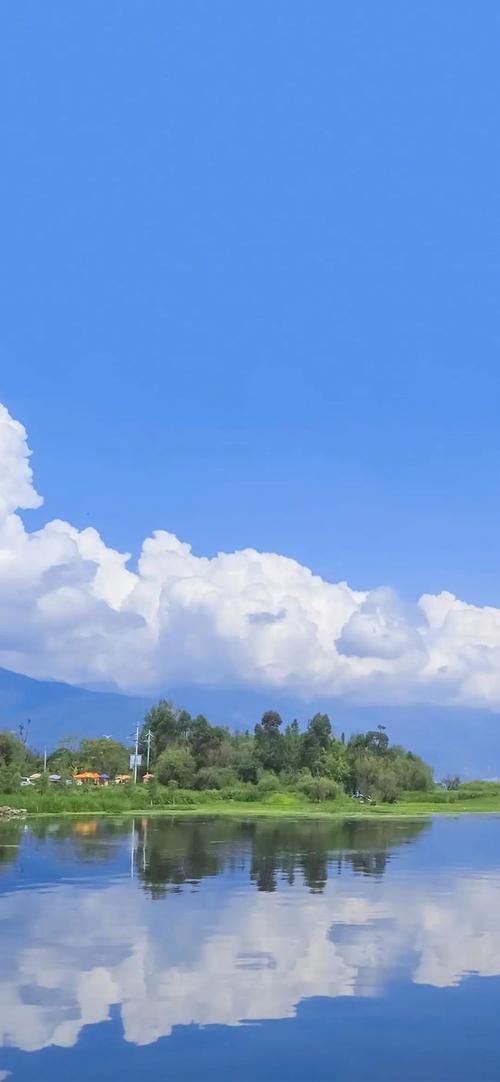 壁纸治愈系蓝色壁纸