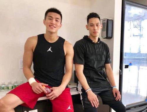 郭艾伦林书豪单挑戏精附体 上演"被女生拒绝"的桥段