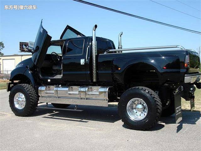 美国超级皮卡,可以上路的坦克,比福特猛禽霸气,重达6.35吨