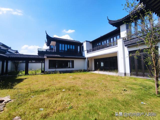 绿城富春玫瑰园