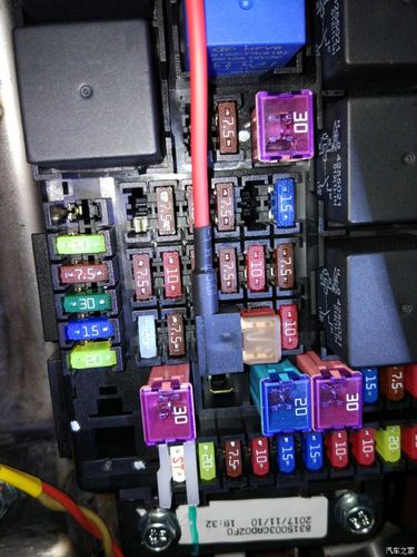 1055 | 回复: 20 传祺gs8论坛 gs8保险盒取电安装行车记录仪与电子狗!