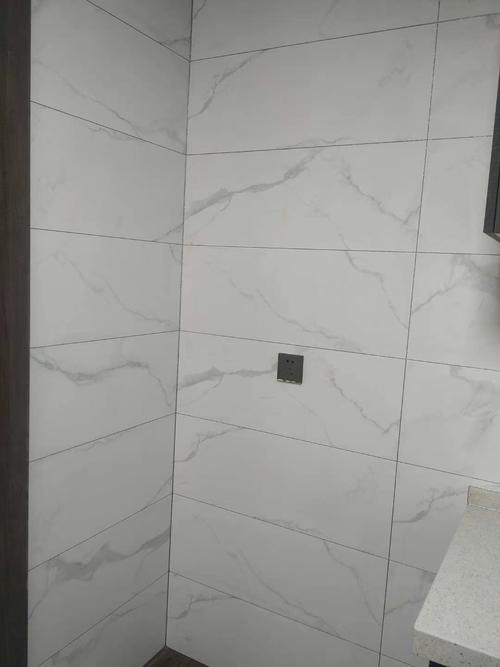 按时完成美缝,贵族银搭配爵士白,整屋美缝效果图