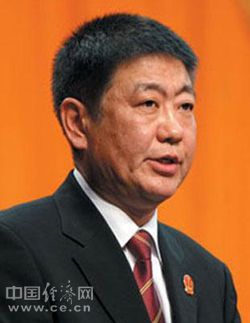 周焱任大连市中院党组书记 前任李威正接受调查(图|简历)