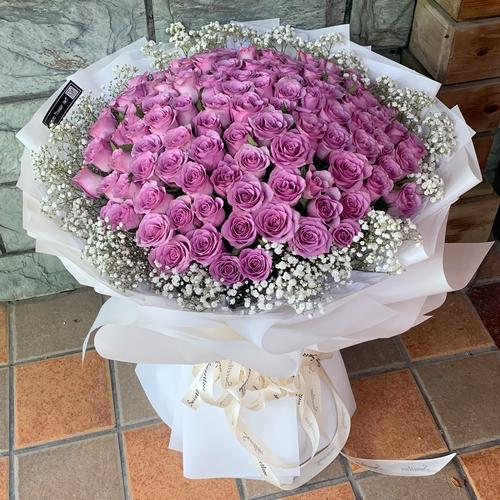 厦门鲜花店同城速递99朵红玫瑰送爱人生日祝福求婚表白情人节送花