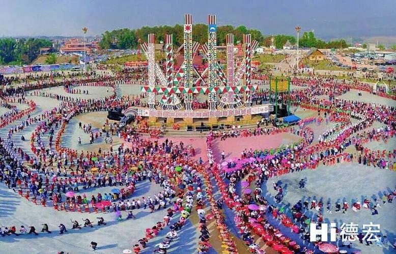 今年陇川朋生目瑙纵歌即将,去年朋生目瑙纵歌的美图,先让你过把眼