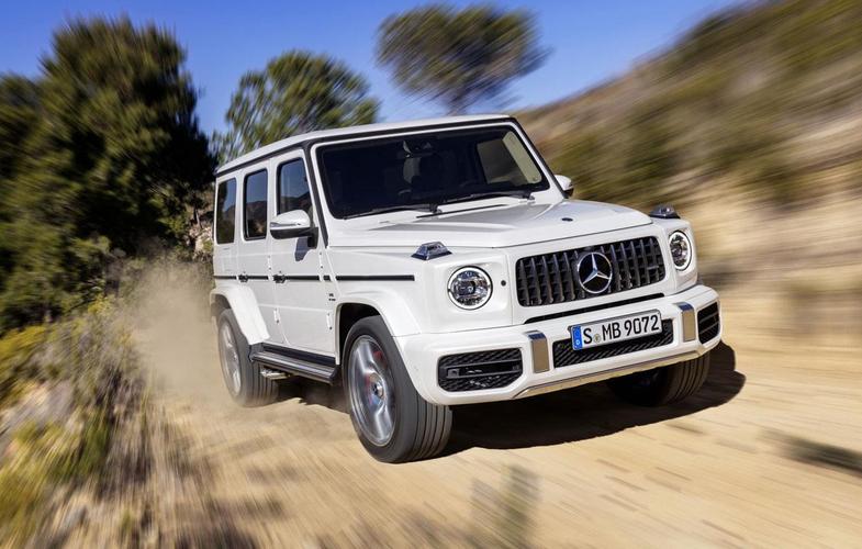 奔驰g63 amg vs 路虎揽胜运动 2019款奔驰amg g63在美起价102万元