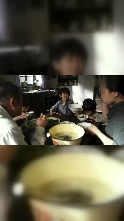 这一大家子吃饭真香一个比一个能吃太香了