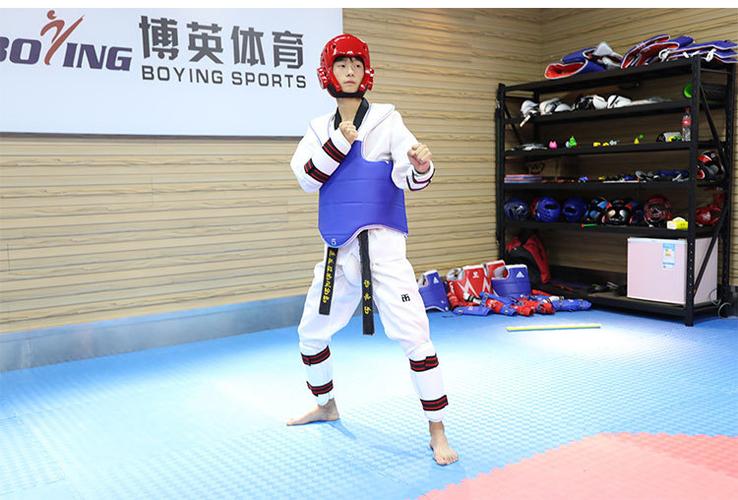 跨境跆拳道成人儿童护具护头一次性发泡散打拳击实战训练定制代发