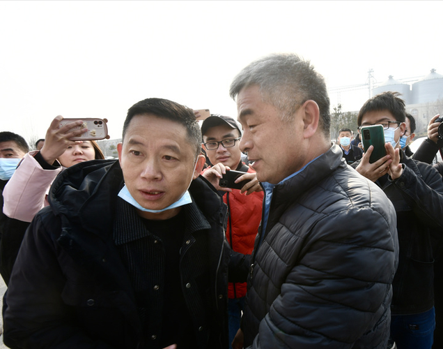 养母最新发声供孙卓读完大学亲爸态度坚决不原谅不来往不见面