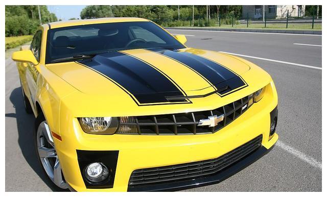 美国车很差?雪佛兰科迈罗大黄蜂教你做人