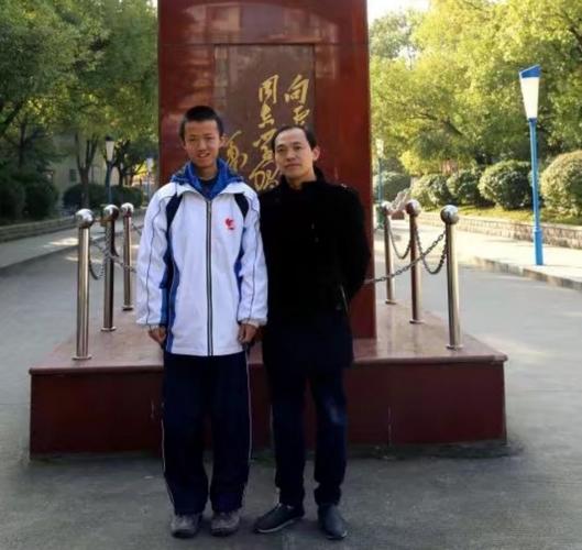 三尺讲台,书写无悔人生 ——景德镇二中 吴先丽老师