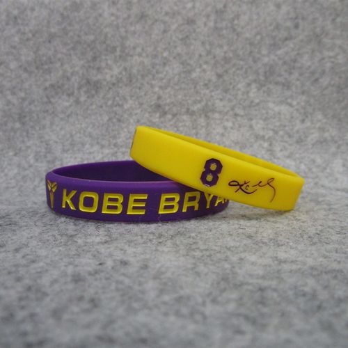 湖人队8号科比kobe bryant签名运动手环硅胶夜光珍藏腕带球迷饰品