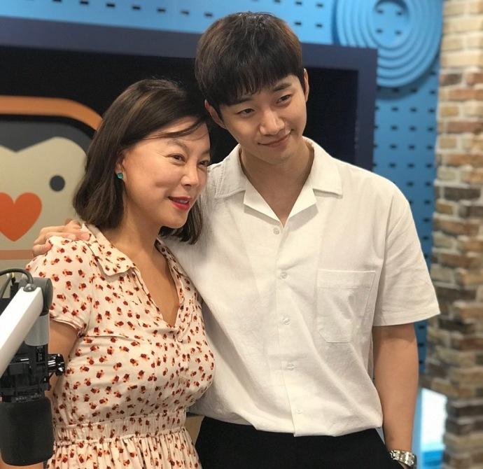 2pm分享180724崔华静的powertime俊昊想尝试慵懒颓废的角色