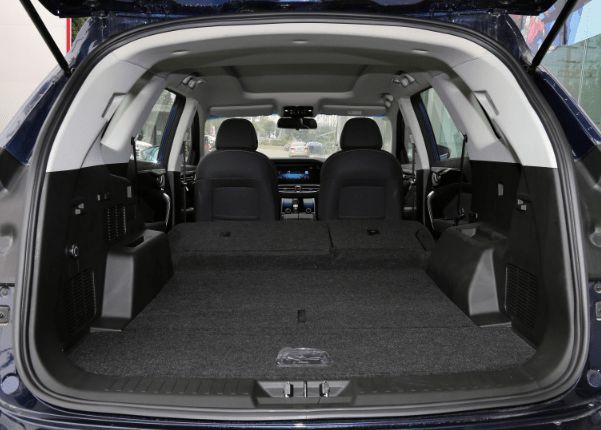 极致空间利用捷途x90不只是大车里可以做瑜伽