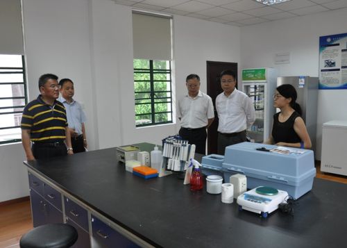 市科委傅国庆总工程师调研我院国家家禽中心