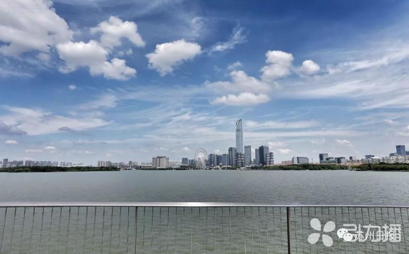南段的74金鸡湖水上栈道进入收尾工程72↓↓快跟小编一起来看看吧