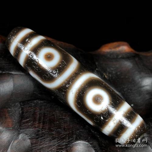 藏传真品天珠 老料高油包浆金钱钩三眼天珠 极美至纯金钱沟老天珠