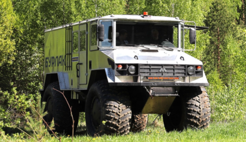 俄罗斯发明全地形行走越野车,上山下海无所不能!