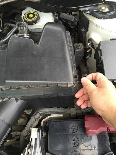 新天籁自己动手换空气滤芯和空调滤芯