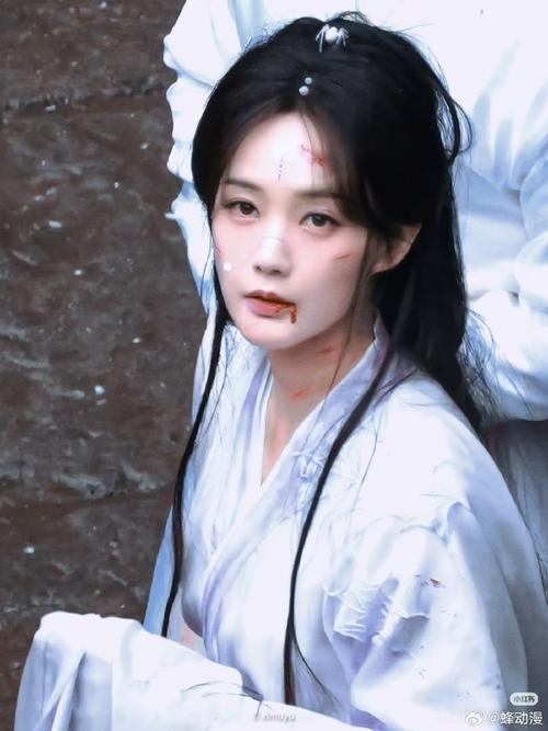 李一桐天地剑心雪地萌神