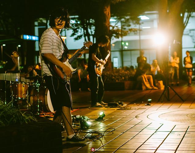 blackcity - 开心的吉他手