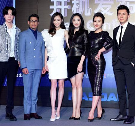 图唐嫣李晨参加大首映秀智商惹观众笑