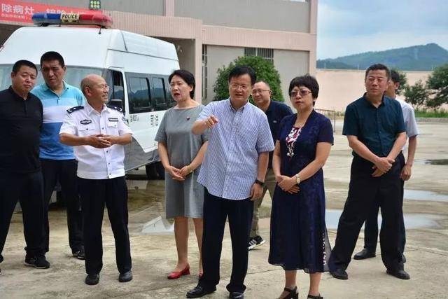 呼和浩特市司法局张晓华局长一行到我所考察调研