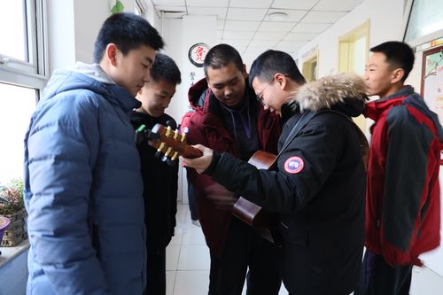 "争创美丽班级,建设美丽学校"——涿州市双塔中学创建