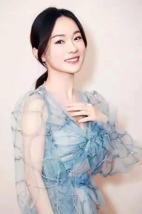 演员霍思燕写真