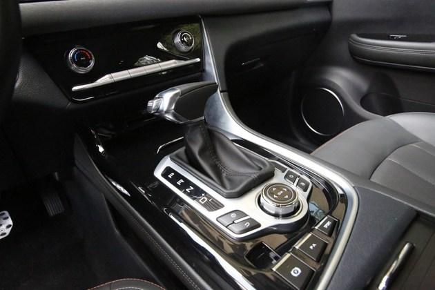 北汽瑞翔x5正式上市 售7.38-12.38万元