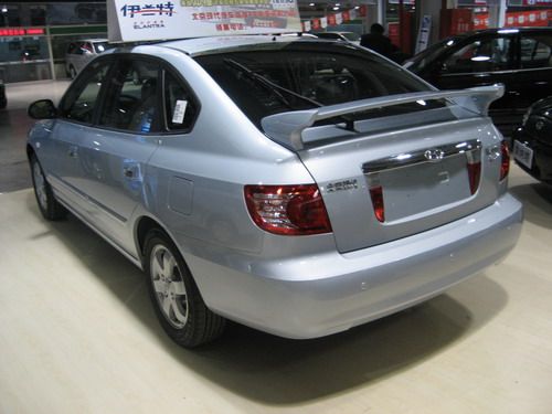 两厢伊兰特全系列优惠8000元