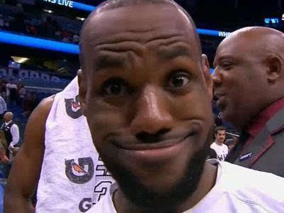 正文             詹姆斯在球场上霸气十足,是球队的定海神针.