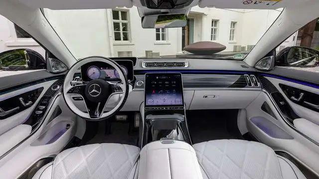 2022款奔驰迈巴赫s680 4matic:致敬传奇迈巴赫的奢华奔驰s级