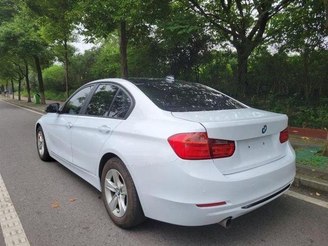 【杭州】2013年1月 宝马 宝马3系 2013款 320i 进取型 自动档