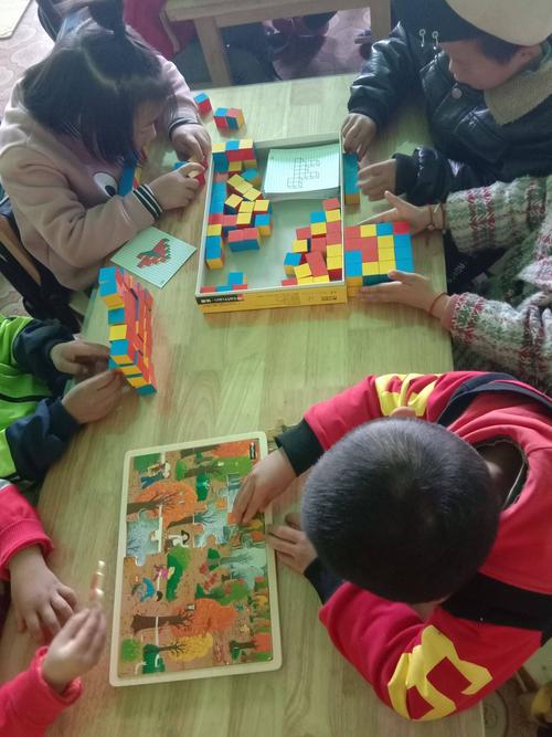 新蕾幼儿园益智区游戏活动 - 美篇