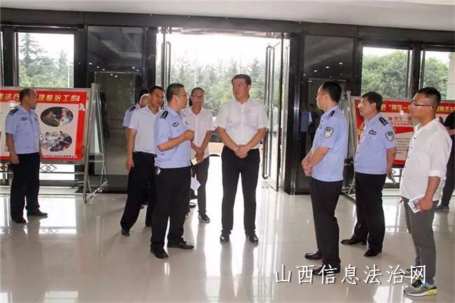 孙中全市长到永济公安交管大队检查指导工作