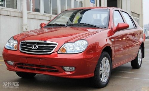 吉利汽车将推出搭载全球鹰车标的新自由舰车型