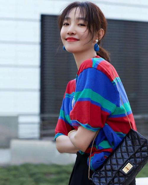 白百何2年后复出拍戏路透照里注视着佟大为好深情眼神都是戏