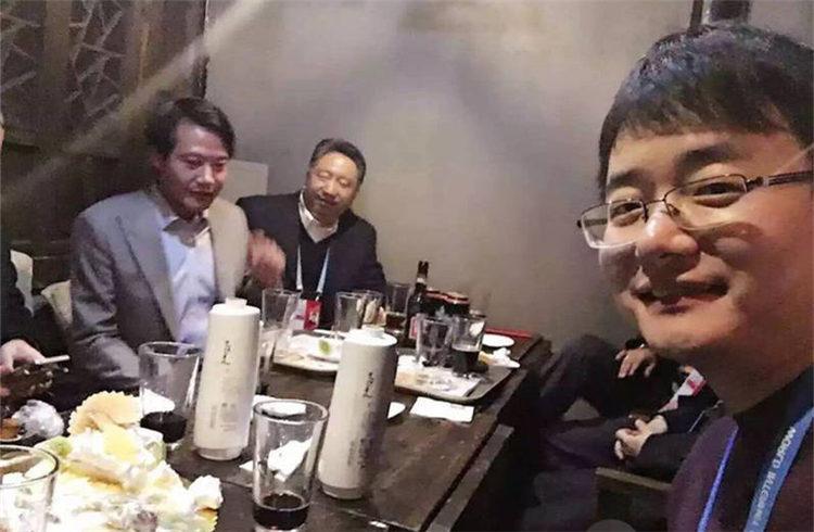 互联网大佬聚餐为雷军庆生