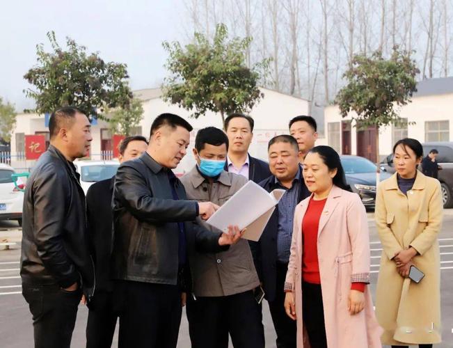 【聚焦】省里一行人到确山,查看老区这两项工作