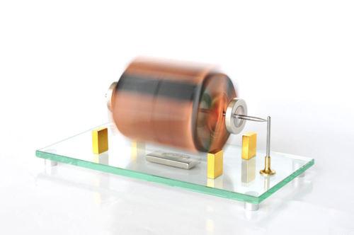 太阳能磁悬浮电动机