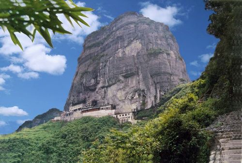 尧龙山自然风景区