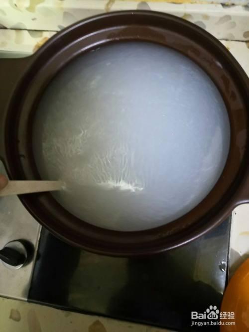 新买的砂锅如何开锅?