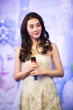 陈浩民:孩子暂时看不懂亲热戏不用困惑
