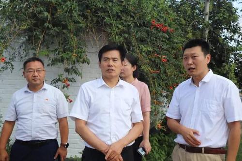 省审计厅经济责任审计工作联席会议办公室主任孙明禄一行到小留镇调研