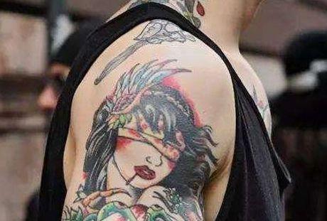 男生纹身究竟纹哪合适首先5个部位你纹哪了呢