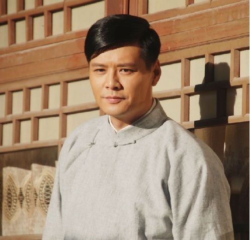 演员潘泰名的妻子_潘泰名老婆刘峥_潘泰名和老婆的生过照_潘泰名老婆