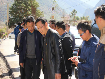 [塔城镇]迪庆州人民政府副州长杨正义到腊普河流域巡河调研