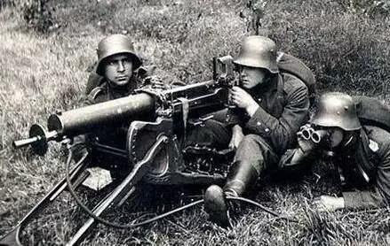 世界上第一款通用机枪 二战德军又一款划时代的武器