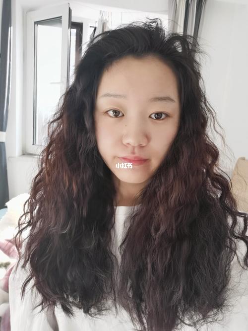 懒人睡觉羊毛卷 卷发教程96_贴头皮_卷发_刘海_蝴蝶